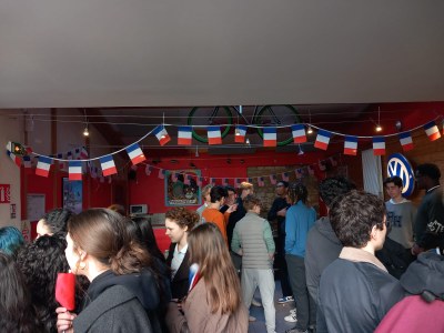 FOYER 1 USA